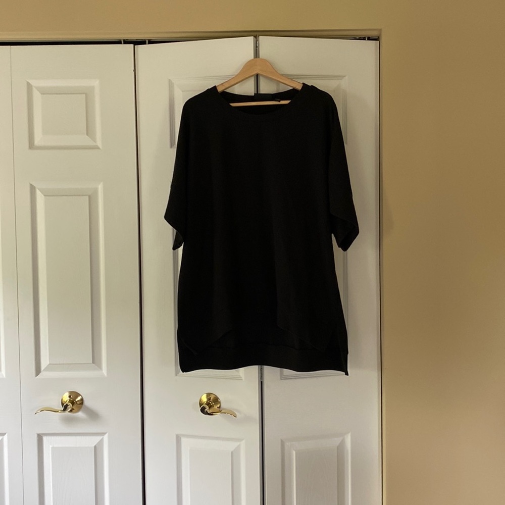 Attitudes by Renee tunic